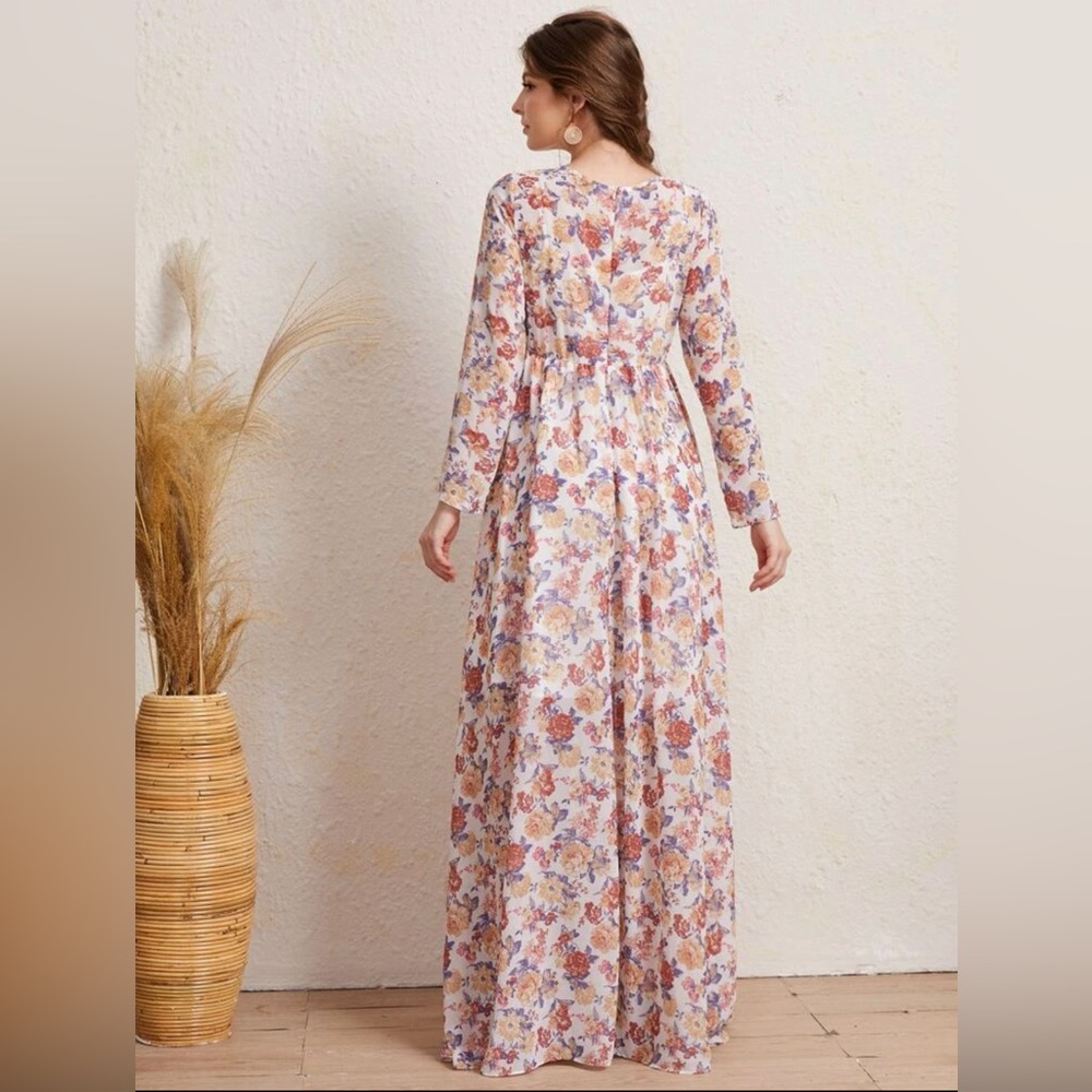 All over floral print dress available in blue as well - Picture 4 of 8